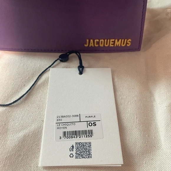 Jacquemus "Le Chiquito Moyen - Picture 4 of 10